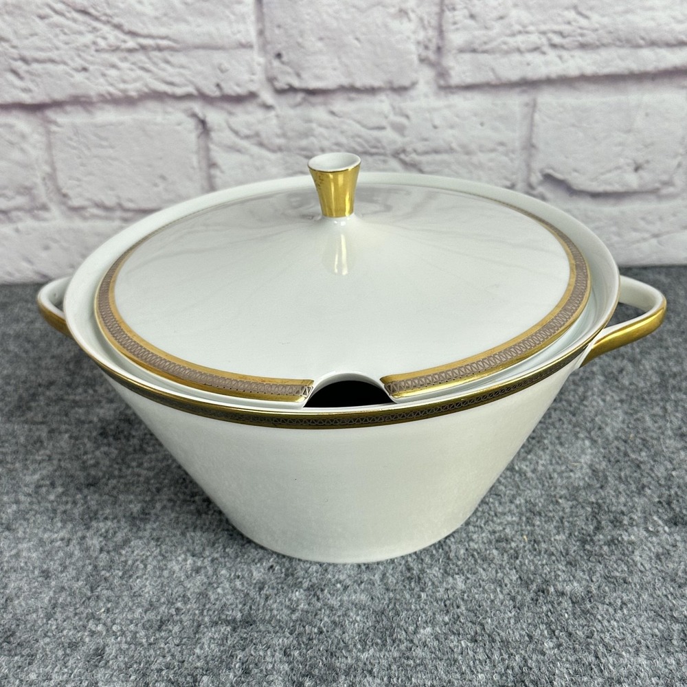 Johann Seltmann Vohenstrauß Bavaria Porcelain Serving Soup Bowl Lid Gold MCM